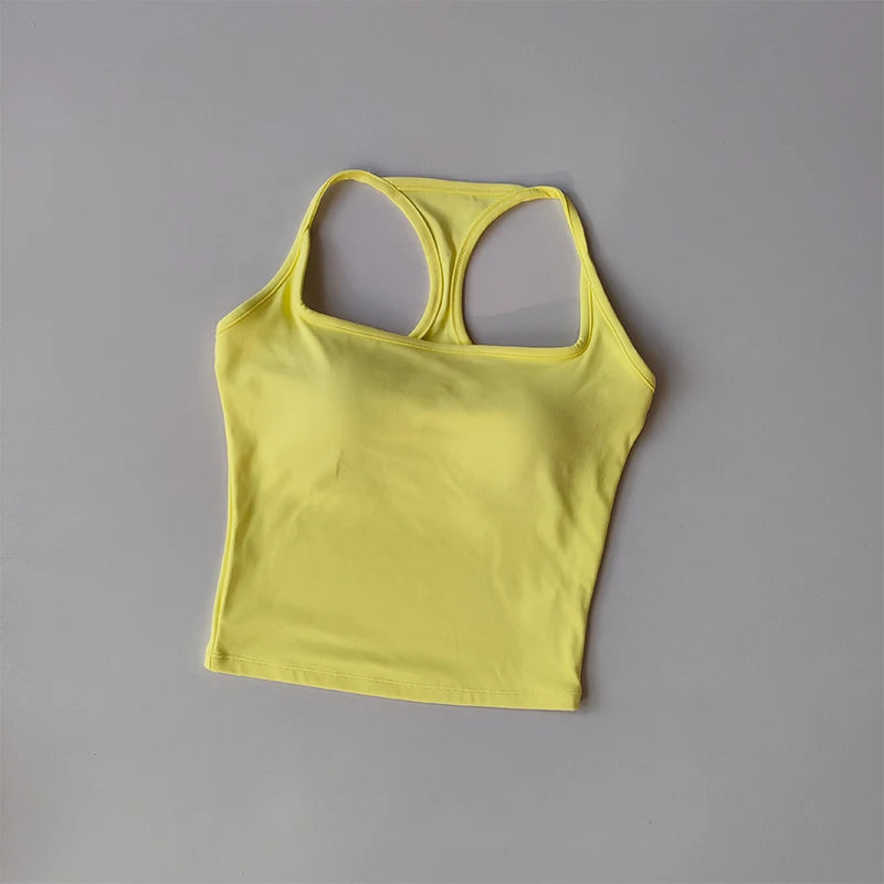 Seamless Yoga Tank Top – Built-in Bra & Open Back