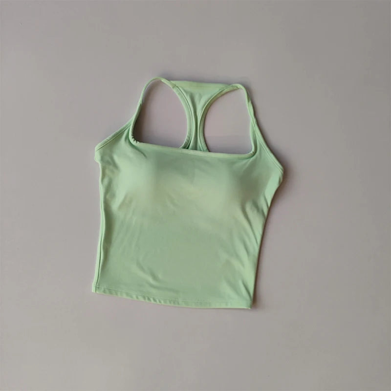 Seamless Yoga Tank Top – Built-in Bra & Open Back